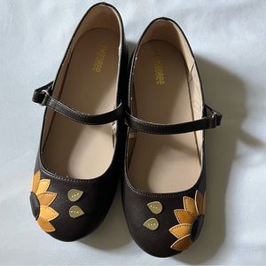 Girls Sunflower Flats